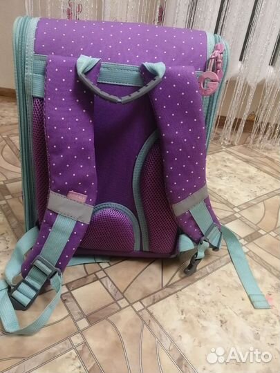 Школьный рюкзак