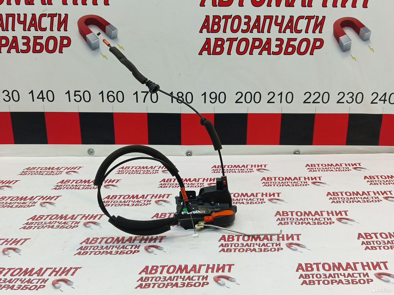 Замок двери передней правой Омода С7