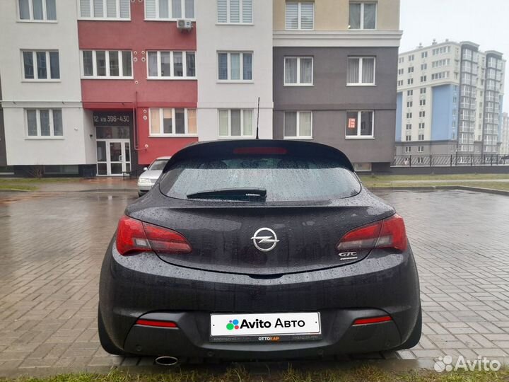 Opel Astra GTC 2.0 МТ, 2012, 272 000 км