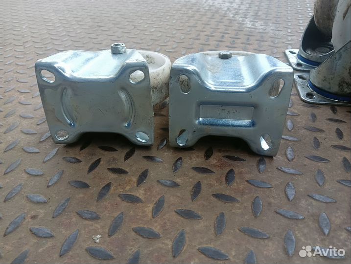 Колесики мебельные