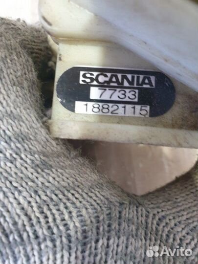 Кран ручника Scania