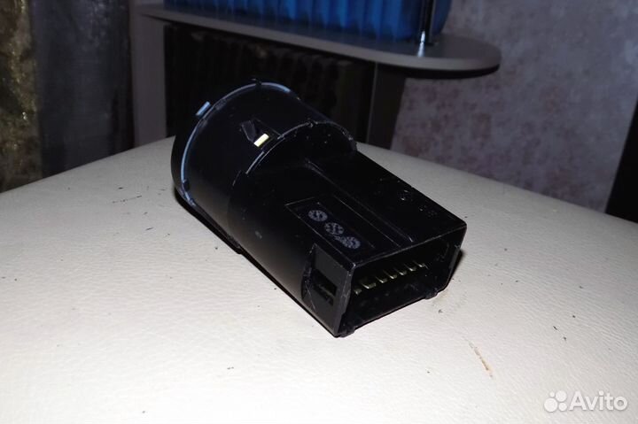 Блок управления головным светом Поло седан