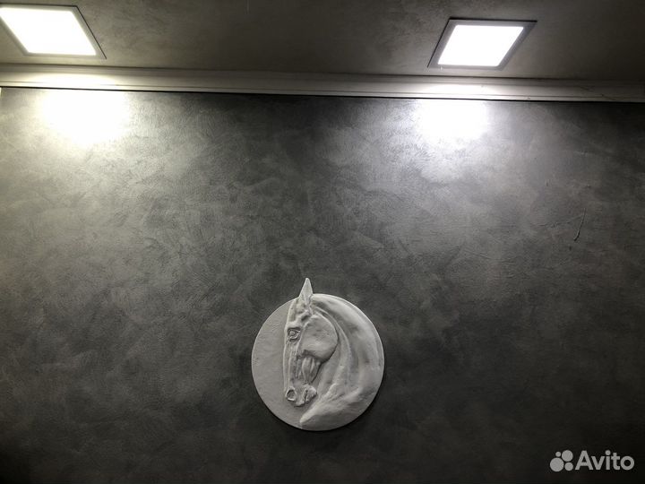 Барельеф Голова лошади