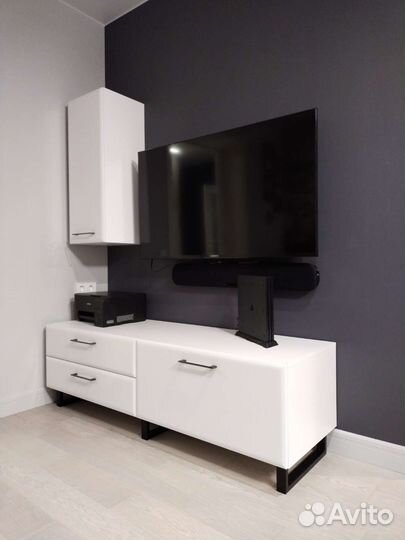 Тумба под телевизор