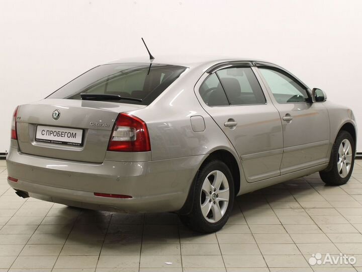 Skoda Octavia 1.8 AT, 2012, 200 000 км