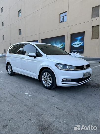 Volkswagen Touran 1.4 AMT, 2021, 22 000 км