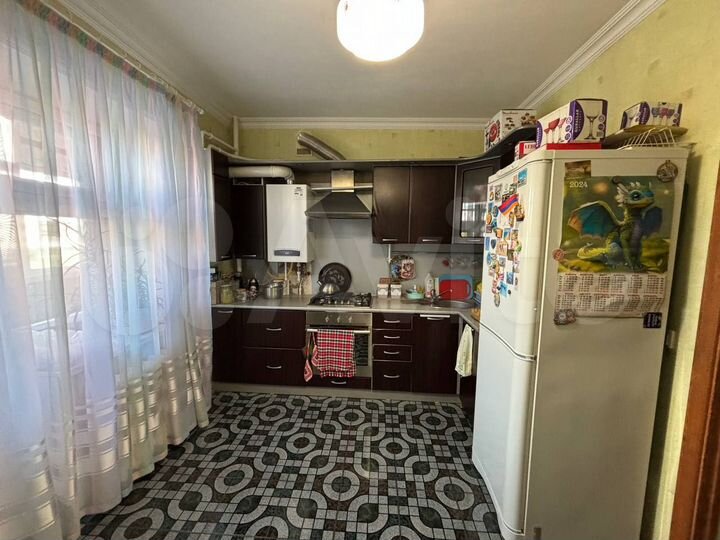 3-к. квартира, 77,3 м², 2/5 эт.