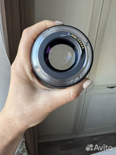 Объектив canon ef 85mm 1 8