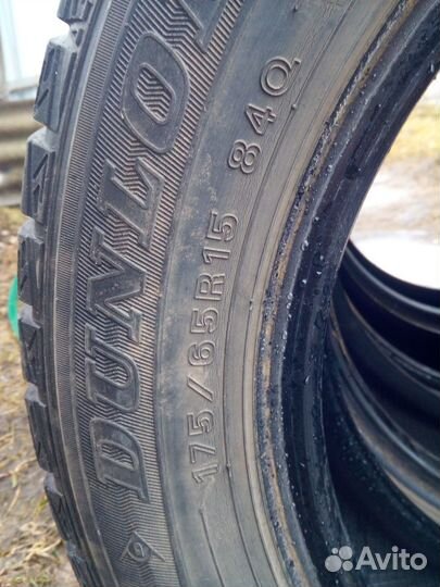 Dunlop SP Snow 99 175/65 R15 84Q