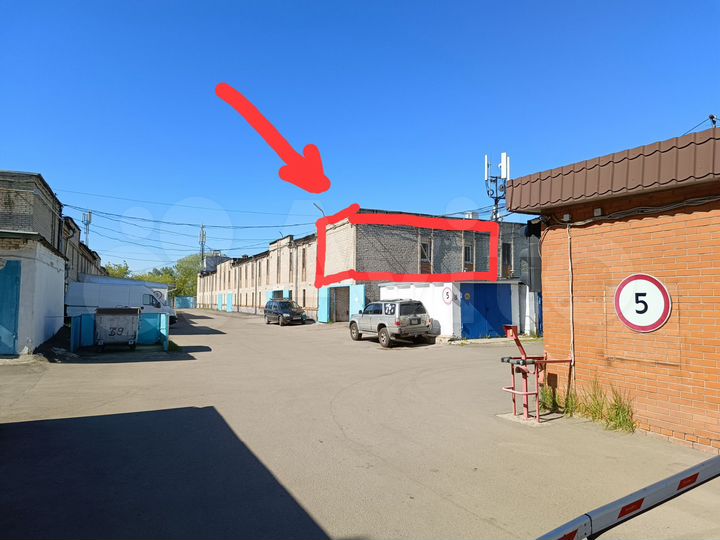 Гараж, > 30 м²