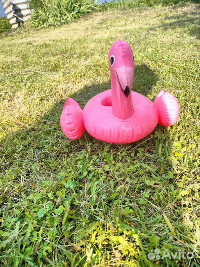 Надувной фламинго