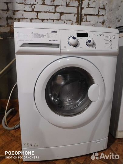 Стиральная машина Zanussi 6 кг