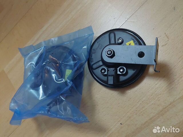 Клаксон, звуковой сигнал hella 24 вольт