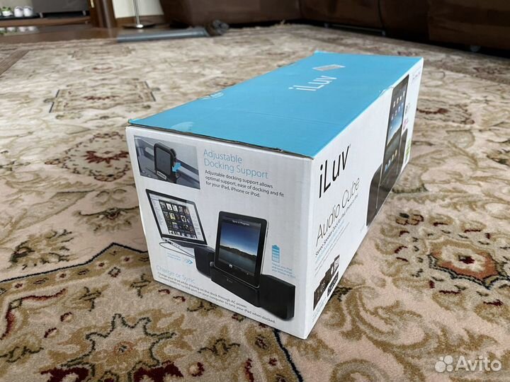 Док-станция с акустикой iLuv iMM747