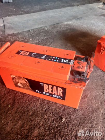 Аккумулятор 210