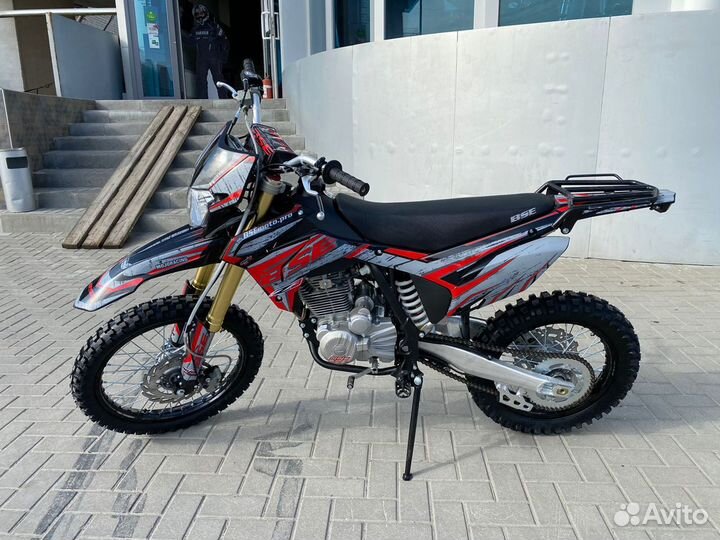 Кроссовый мотоцикл BSE Z3 250e