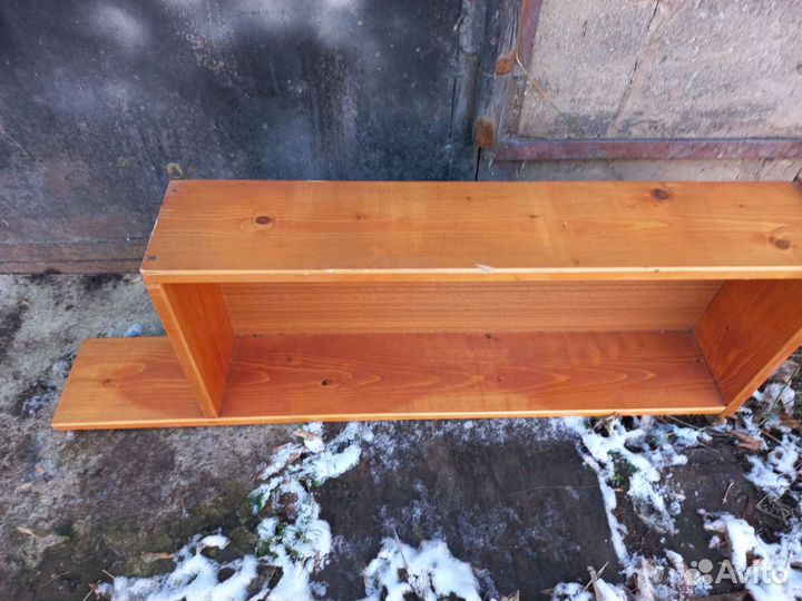 Полка настенная навесная