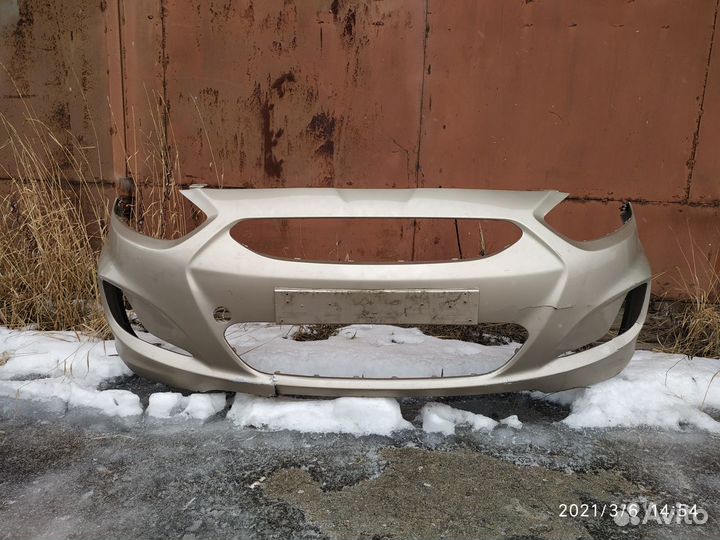 Передний бампер Hyundai Solaris