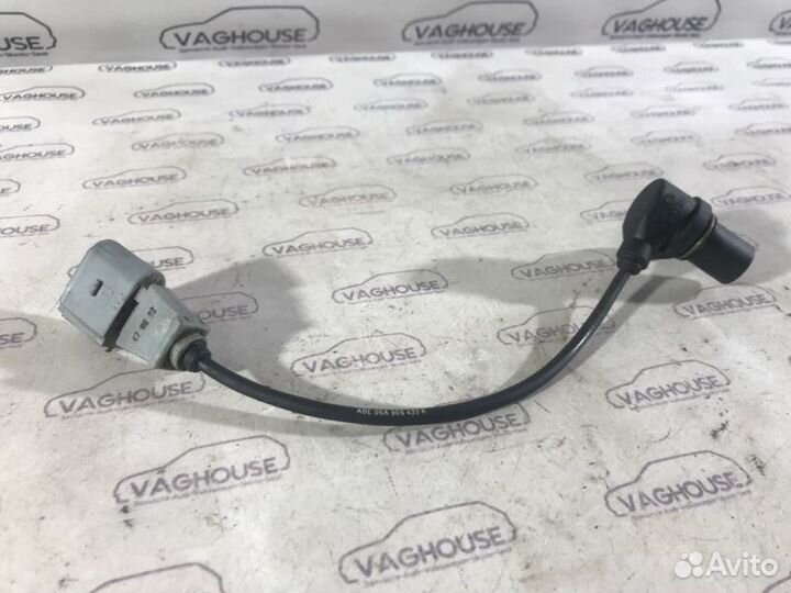 Датчик положения коленвала Volkswagen Passat B6 3С