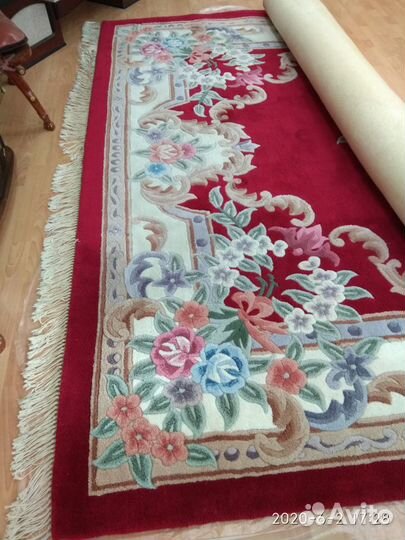 Ковер из оаэ