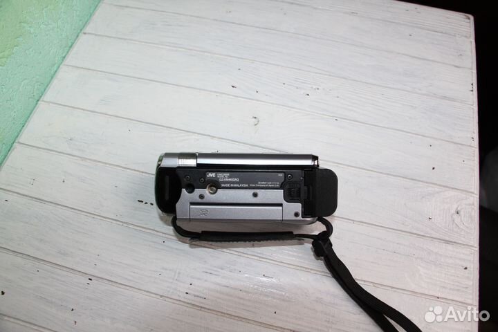 Видеокамера JVC Everio GZ-hm445sag