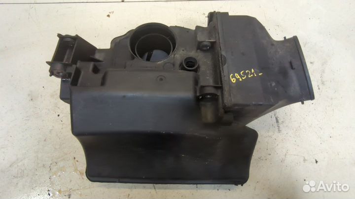 Корпус воздушного фильтра Renault Scenic, 2001