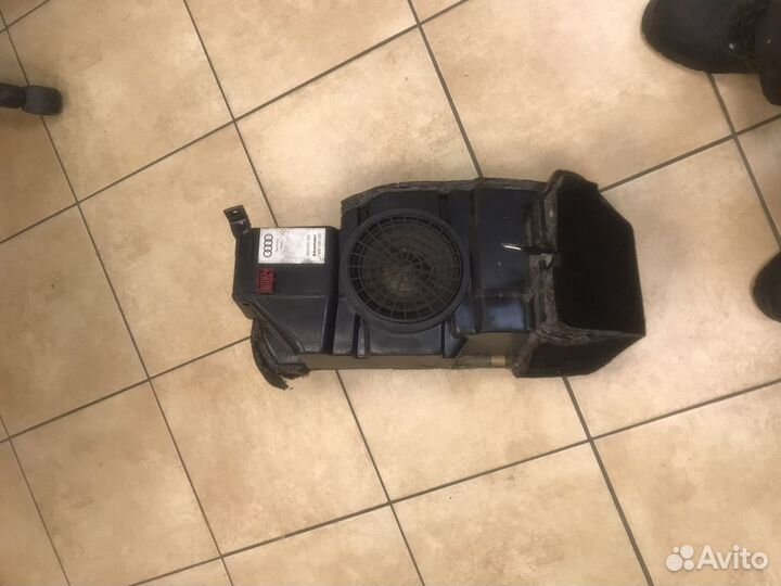 Штатный сабвуфер audi а6