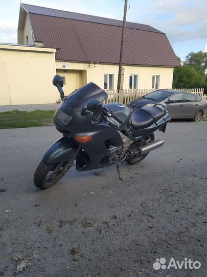 Продам Kawasaki zzr400-2