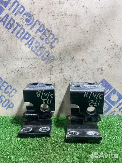 Петля двери задняя левая Bmw X5 кроссовер 3.0 M54