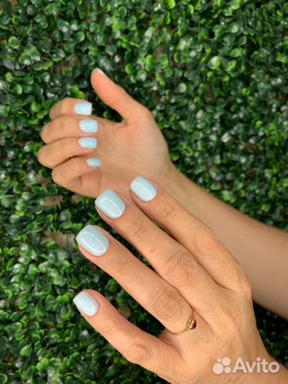 Сертифицированный мастер маникюра в салоне