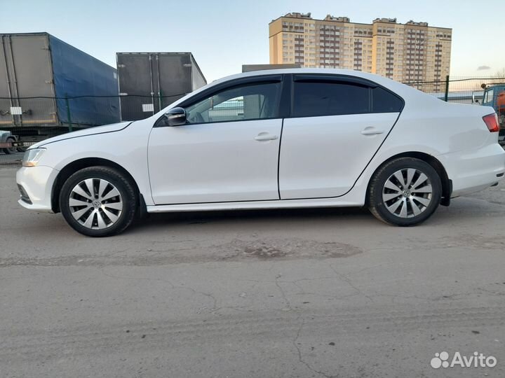 Volkswagen Jetta 1.6 AT, 2015, 300 000 км