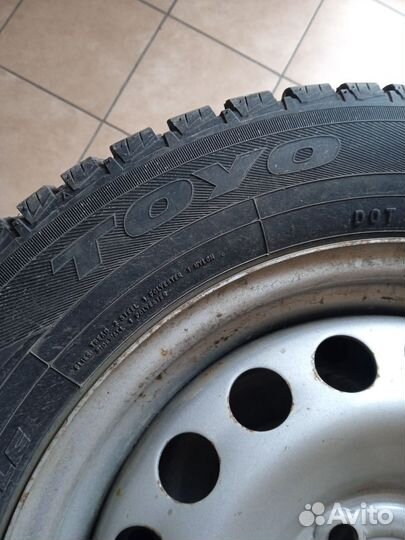 Toyo Observe Ice-Freezer 185/65 R15