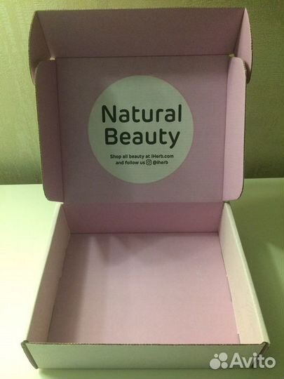 Коробка подарочная упаковочная