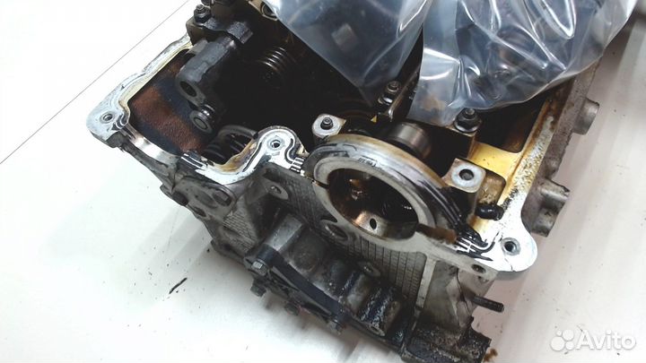 Головка блока (гбц) BMW 3 E46, 2003