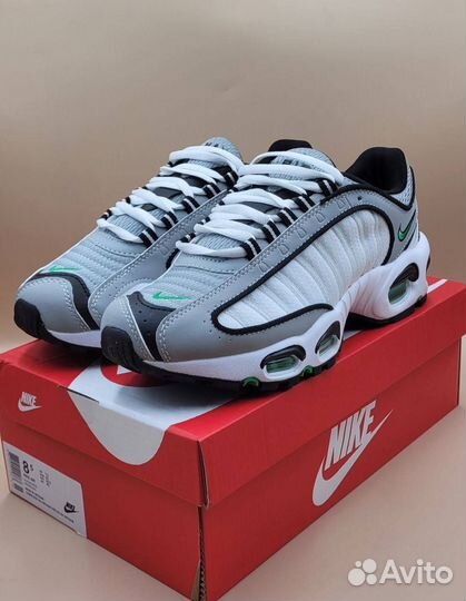 Nike Air Max Tailwind 4