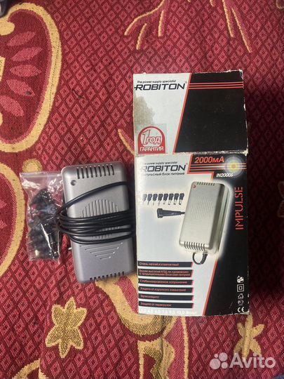 Импульсный блок питания Robiton 2000mA