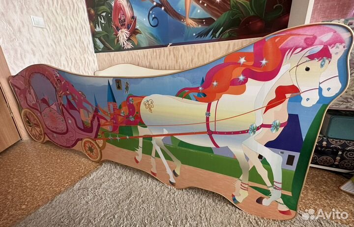 Детская кровать карета