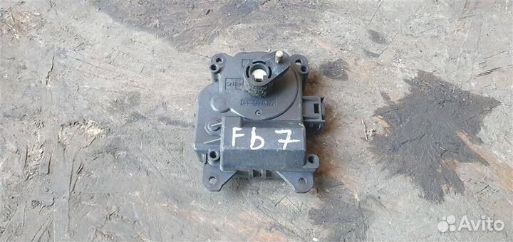 Моторчик заслонки печки Cadillac SRX 1 2003-2009