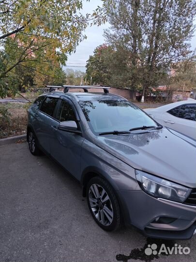 LADA Vesta Cross 1.6 CVT, 2020, 111 700 км