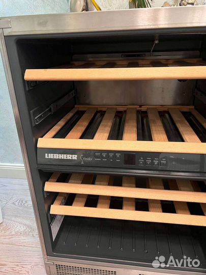 Винный шкаф Liebherr WTes 1753 Vinidor