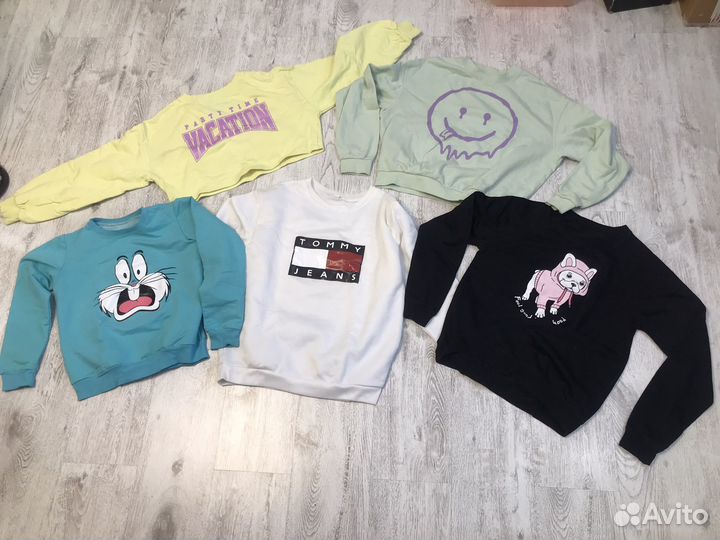 Комплект толстовок