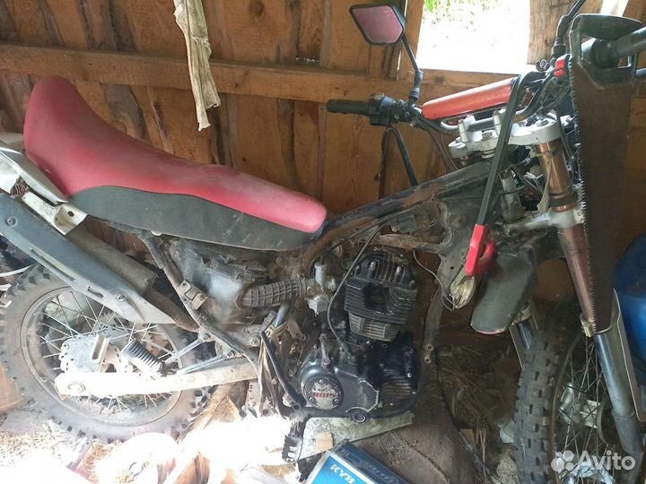 Мотоцик на запчасти или под востоновления