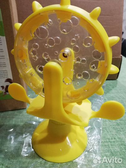 Набор мисок и игрушка кормушка - мельница