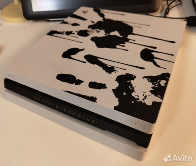 Playstation 4 PRO Death Stranding Limited Edition