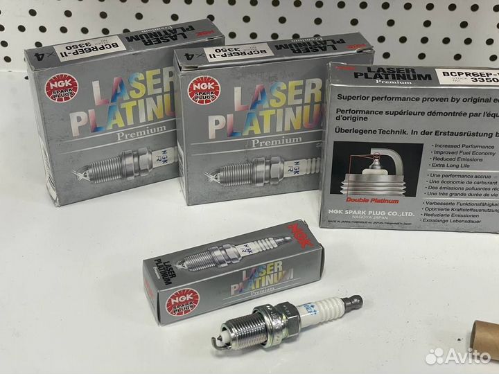 Свеча зажигания NGK 3350 bcpr6EP-11 Laser Platinum