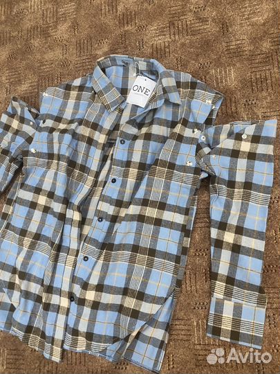 Рубашка в клетку женская с клепками на рукавах