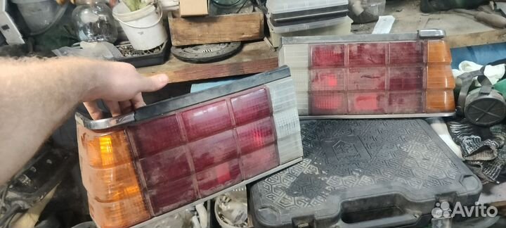 Задние фонари mazda 929