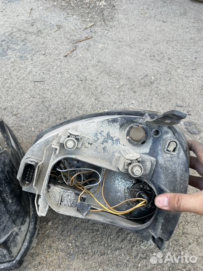 Передние фары priora комплект