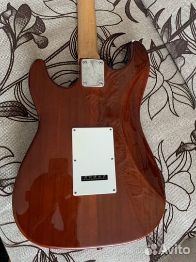 Электрогитара fender replica