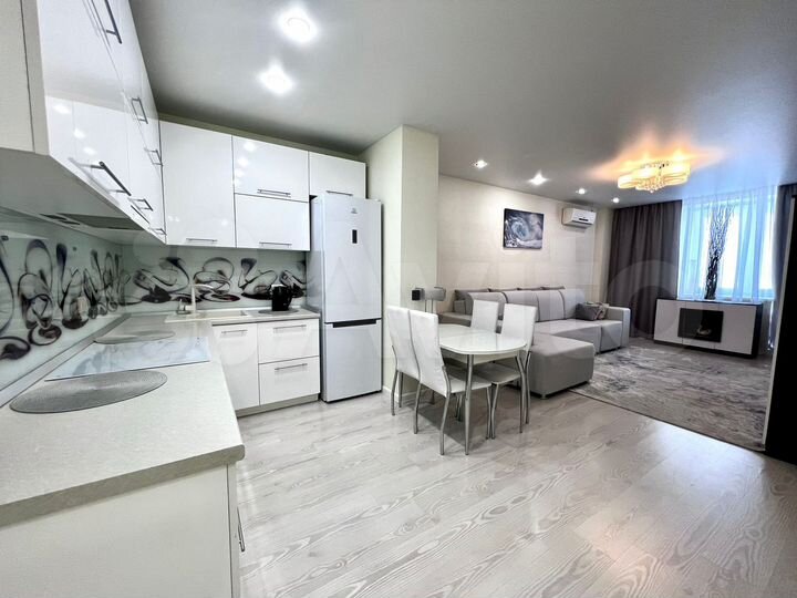 2-к. квартира, 60 м², 8/10 эт.